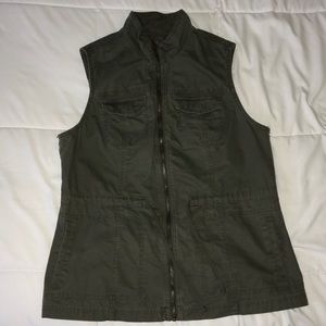 Army green vest